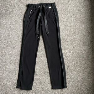AIRFIELD Pants Sz 36/31” Color Black